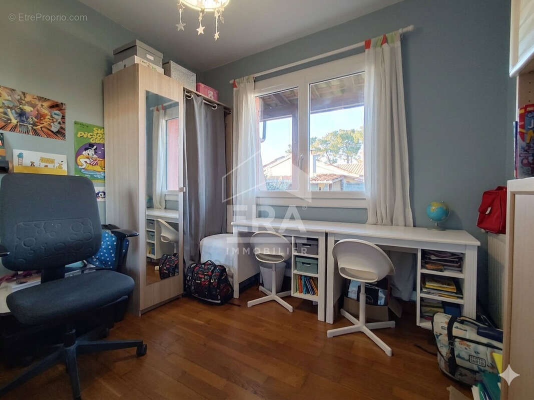 Maison à VILLENAVE-D'ORNON