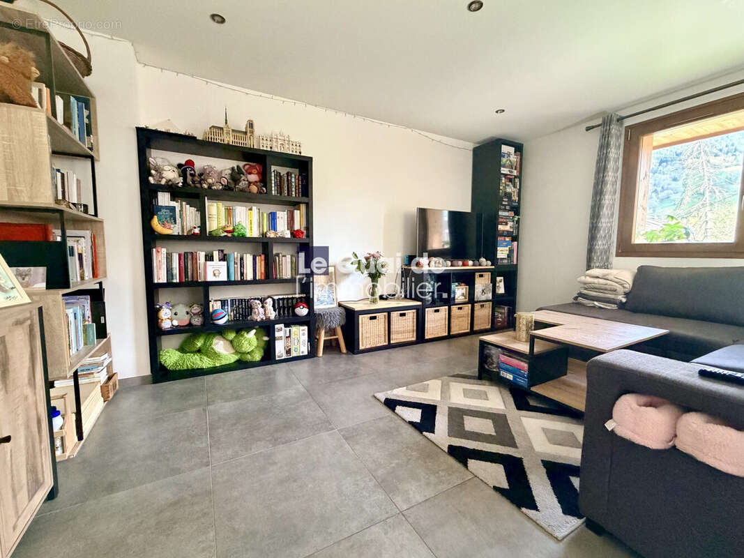 Appartement à LA LECHERE