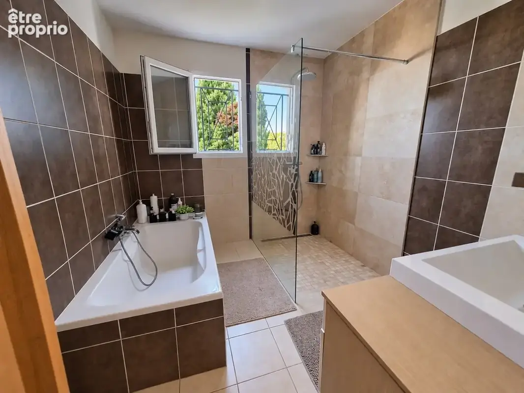 Maison 6 pièces 156 m² à vendre à Boutiers-Saint-Trojan (16100) - photo 9