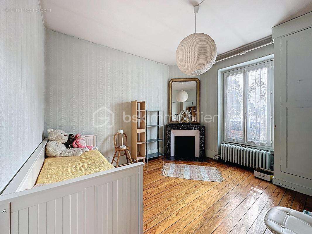 Maison individuelle 140 m2 - 5 chambres - sous-sol et terrain 436 m2 - photo 9