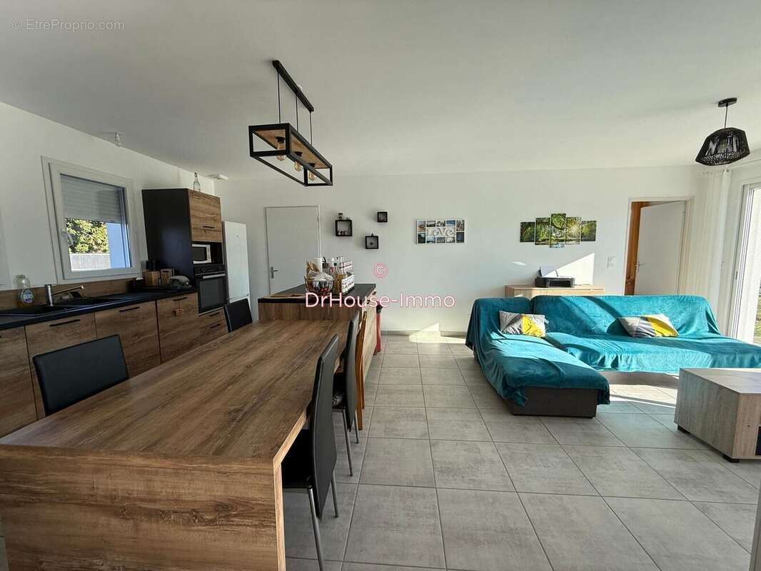 Maison à SAINT-SULPICE-ET-CAMEYRAC