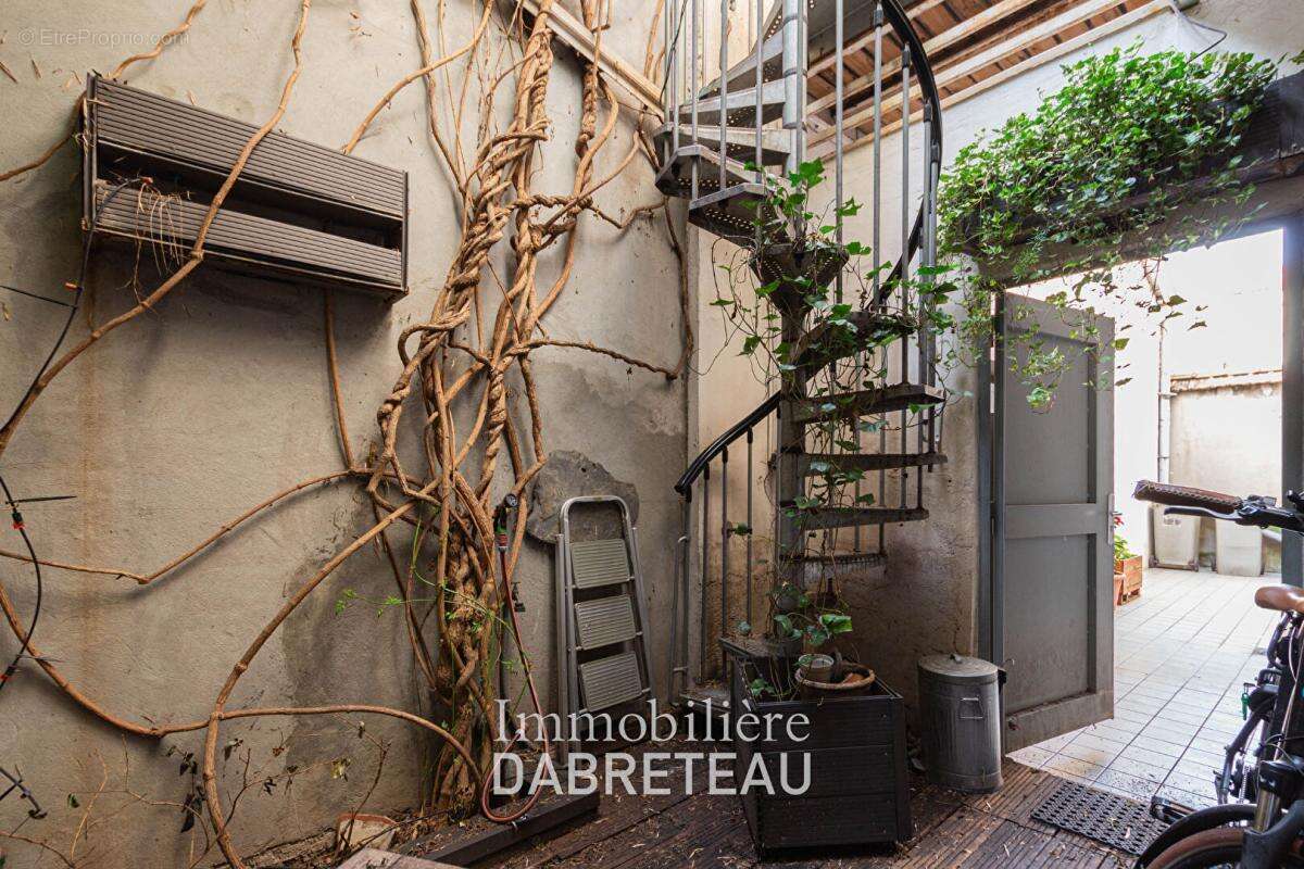 Appartement à LYON-6E