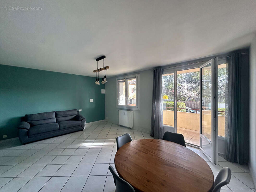 Appartement à MONTELIMAR
