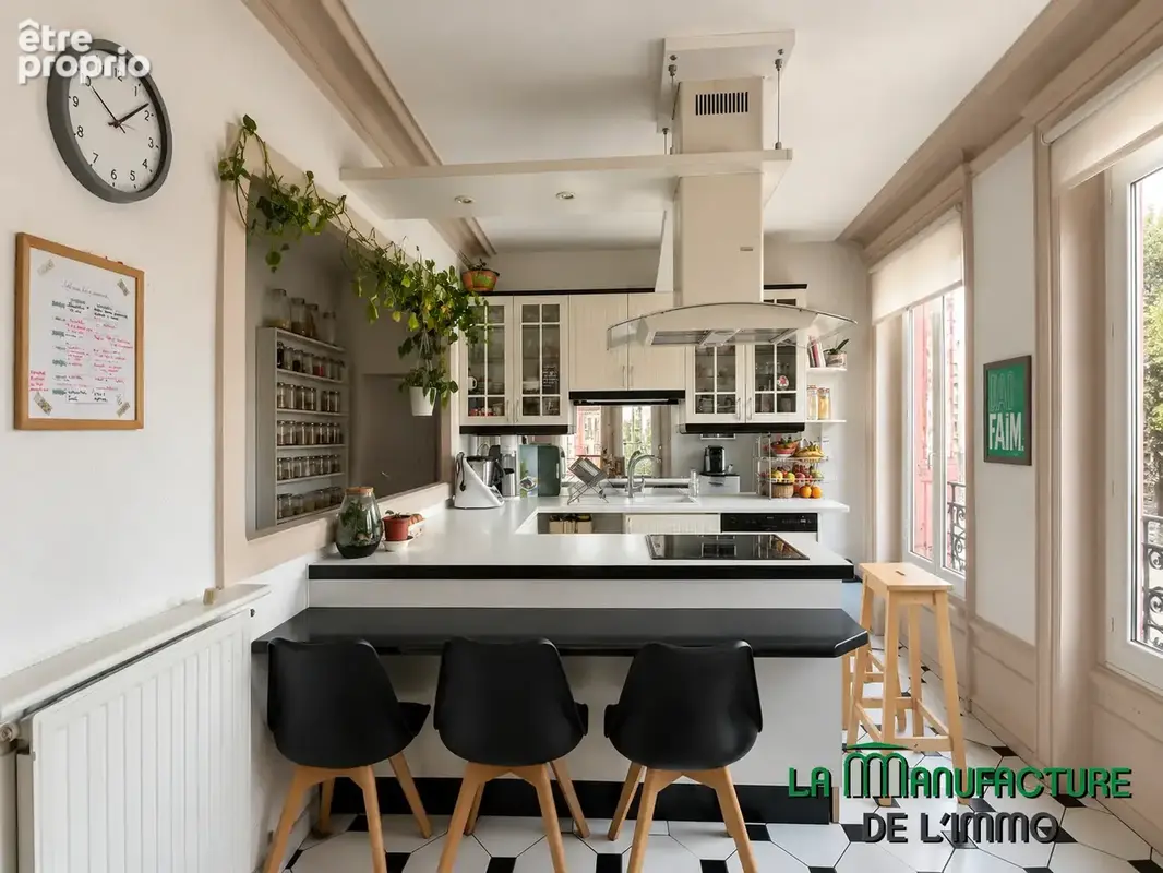 f5 172,91 m2 carrez, terrasse, garage - firminy centre-ville - ideal grande famille - photo 2