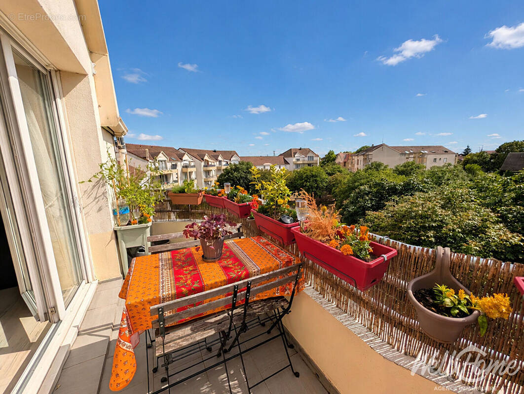 Appartement à SAINT-OUEN-L'AUMONE