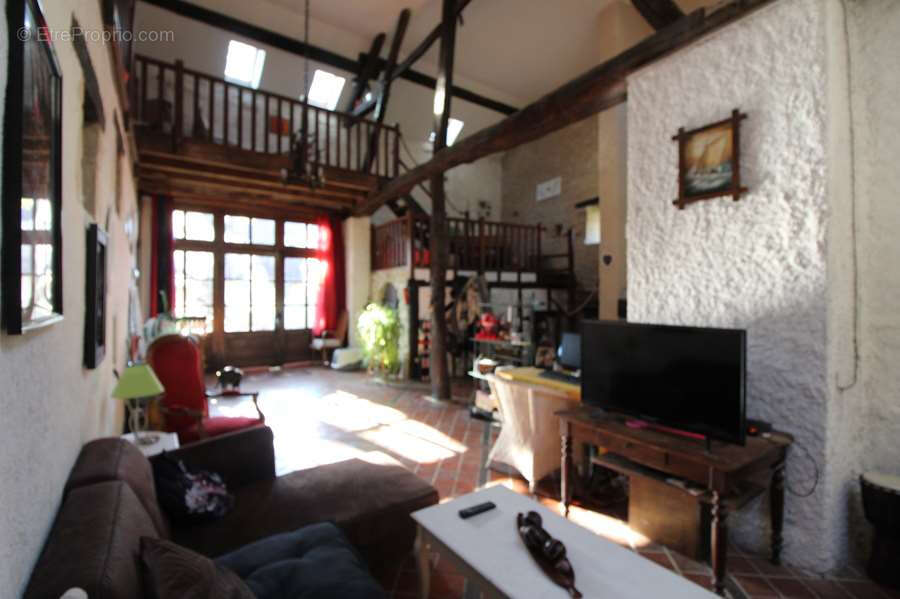 Maison à BRINON-SUR-BEUVRON