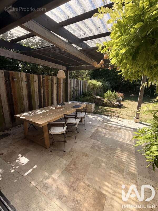 Maison 137 m² à Avilly-Saint-Leonard  - photo 9