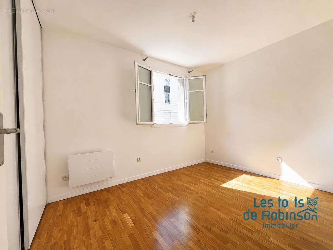 Appartement à LE PLESSIS-ROBINSON