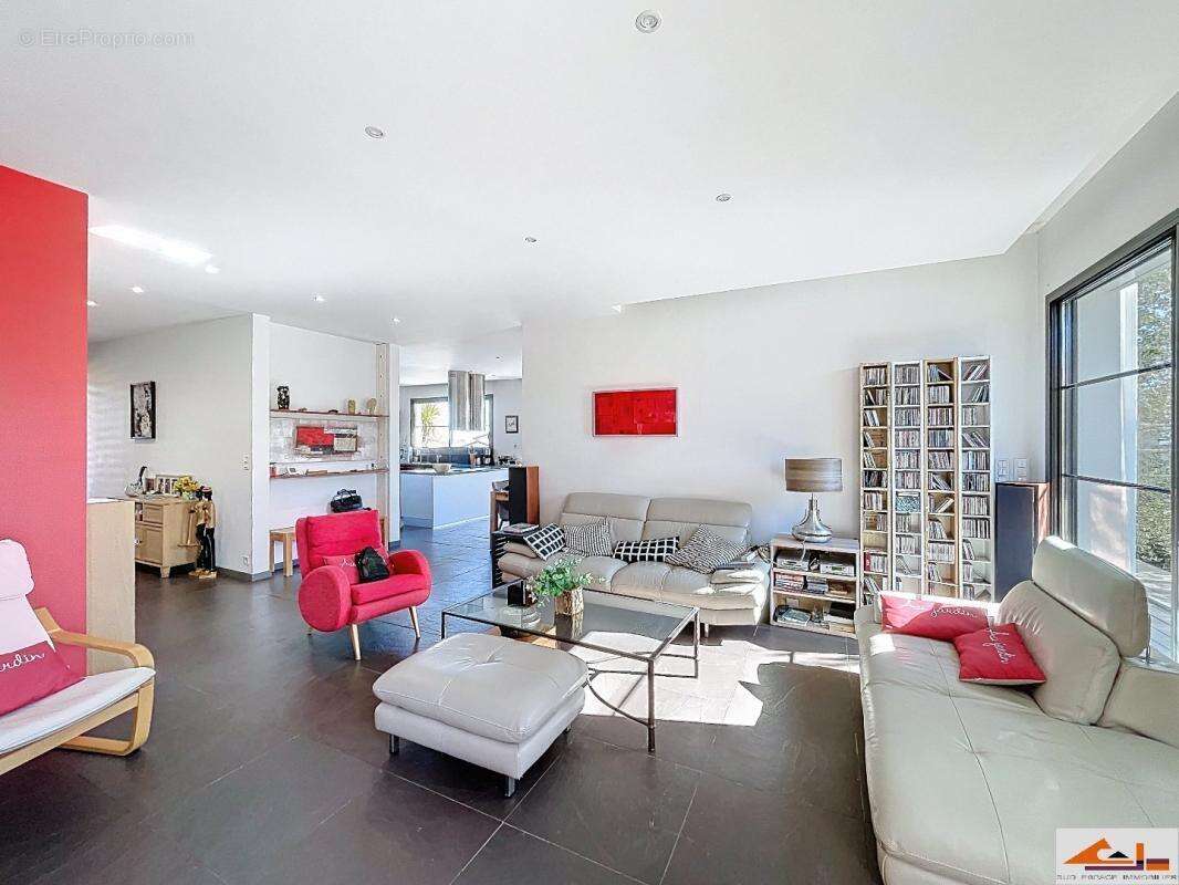 Maison 5 pièces 154 m² à vendre à Ramonville-Saint-Agne (31520) - photo 3