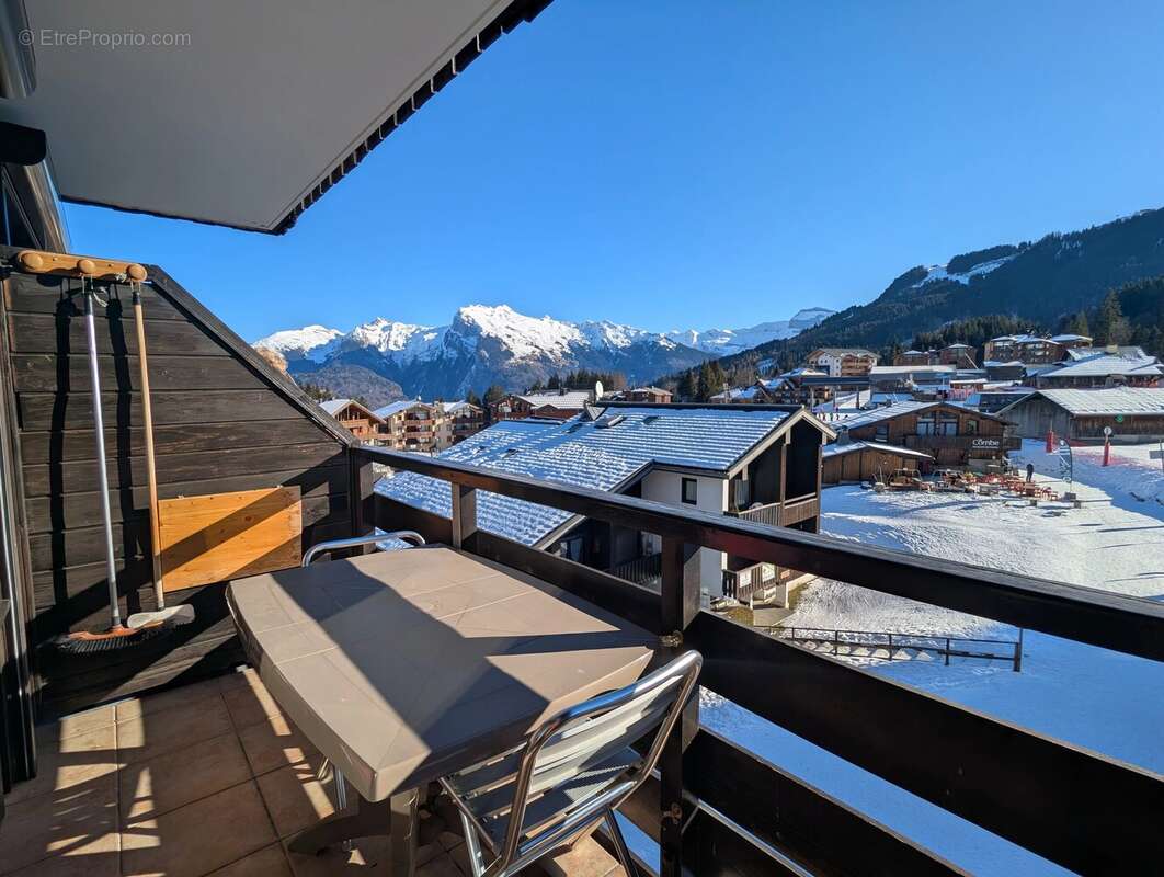 Appartement à MORILLON