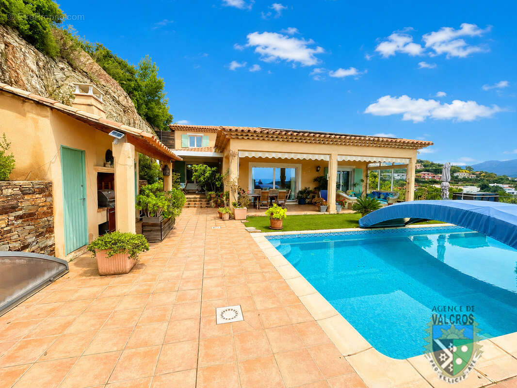 Maison à LA LONDE-LES-MAURES