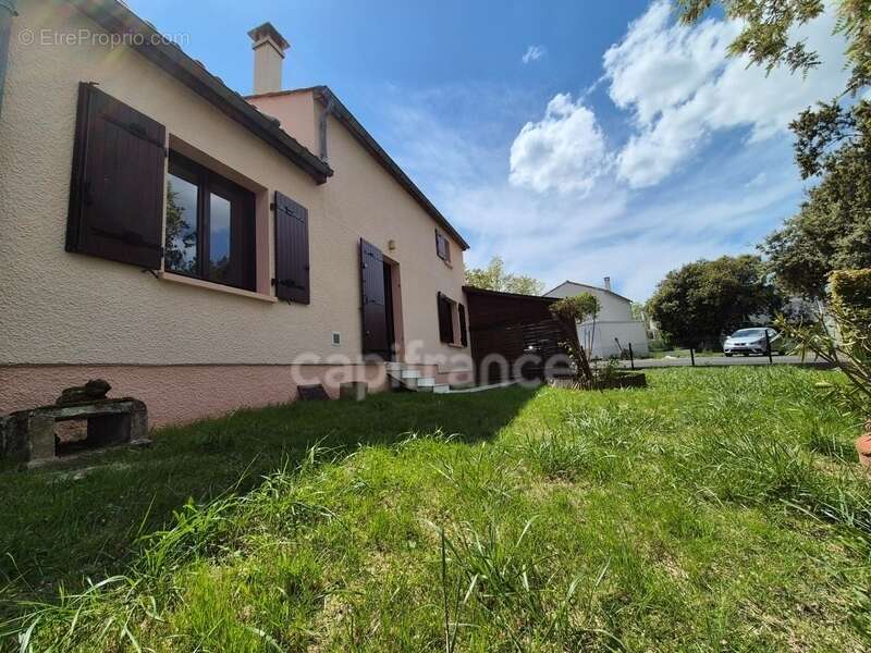 Maison à MESCHERS-SUR-GIRONDE