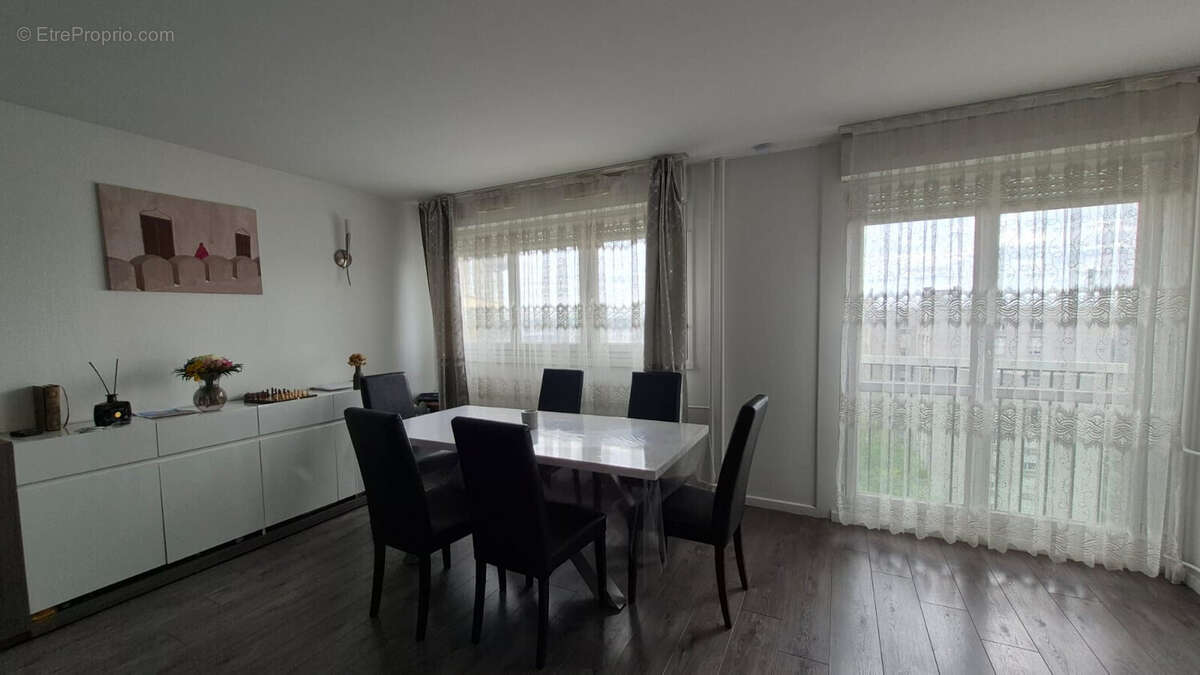 Appartement à LE MEE-SUR-SEINE