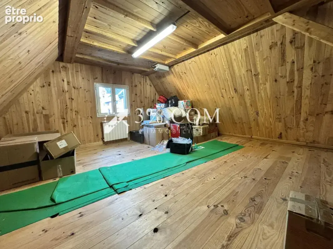 3%COM Maison rénovée avec 3 chambres - cour - cave - photo 12