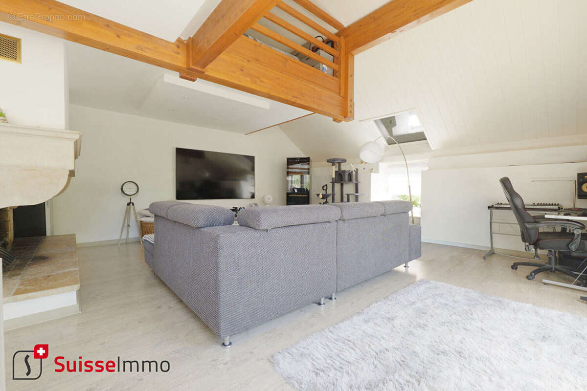 Appartement Audincourt 4 pièce(s) 115 m2 - photo 2