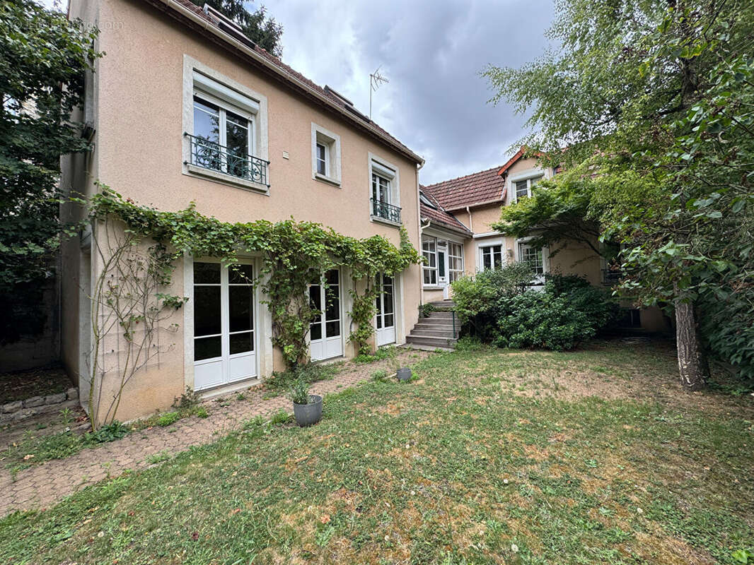 Maison à MELUN