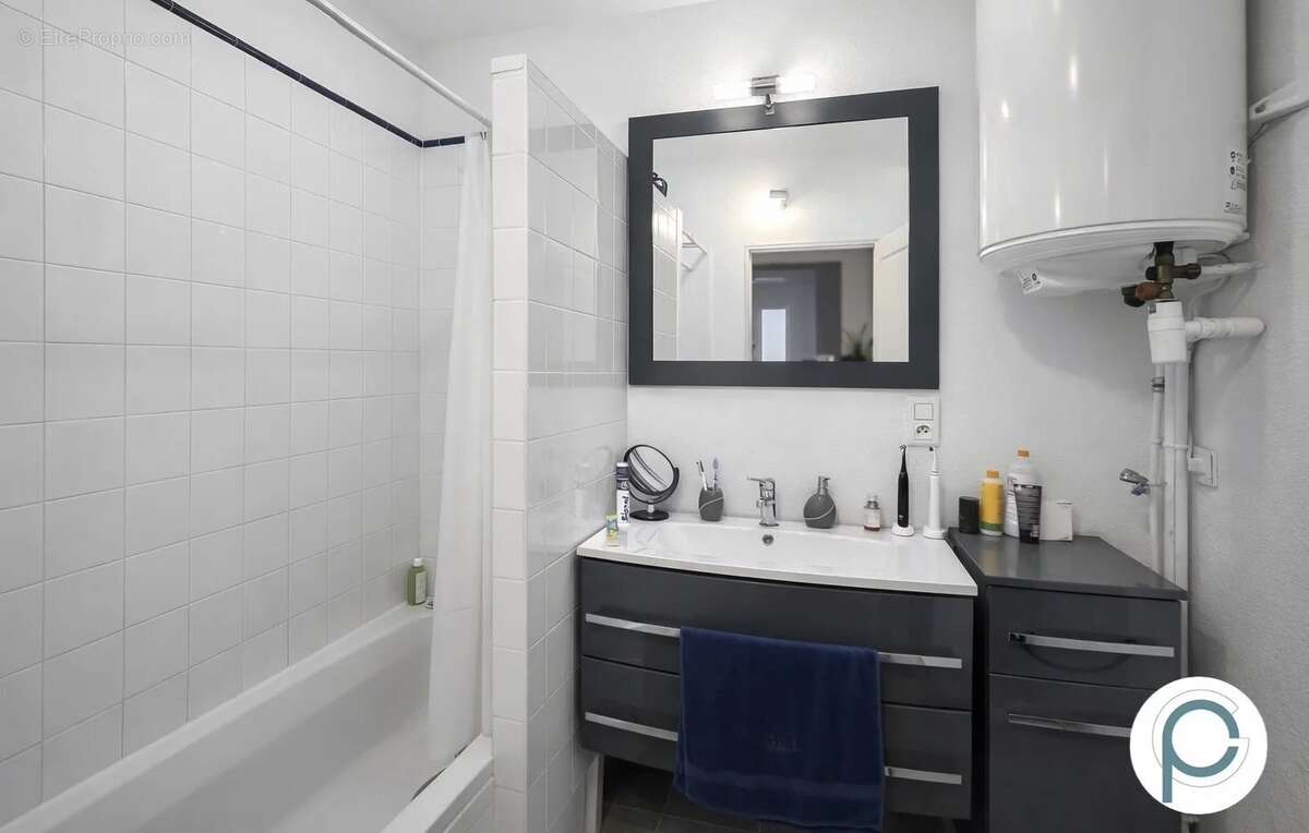 Appartement à LE CASTELLET