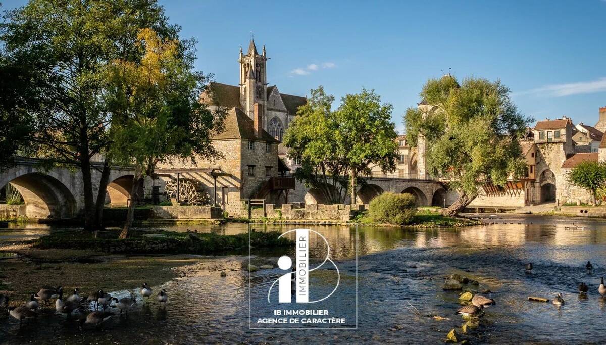 Appartement à FONTAINEBLEAU
