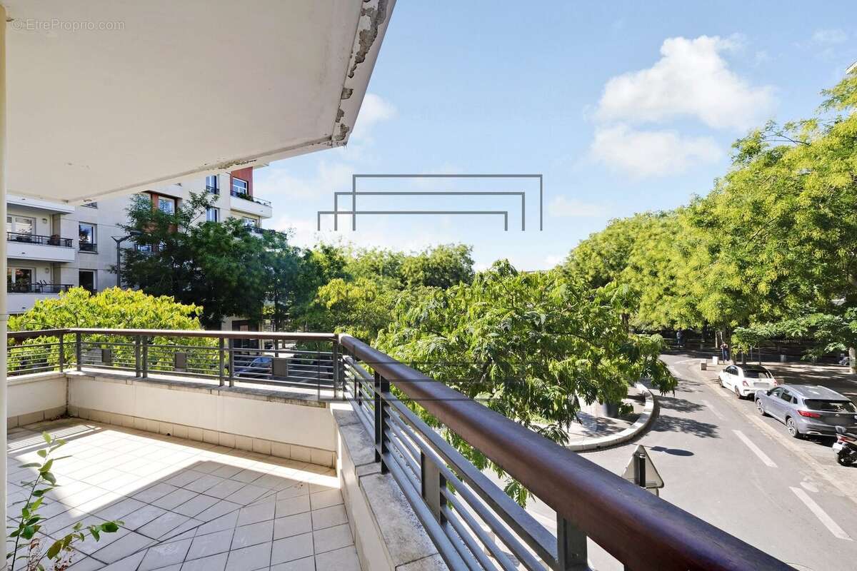 Appartement à BOIS-COLOMBES