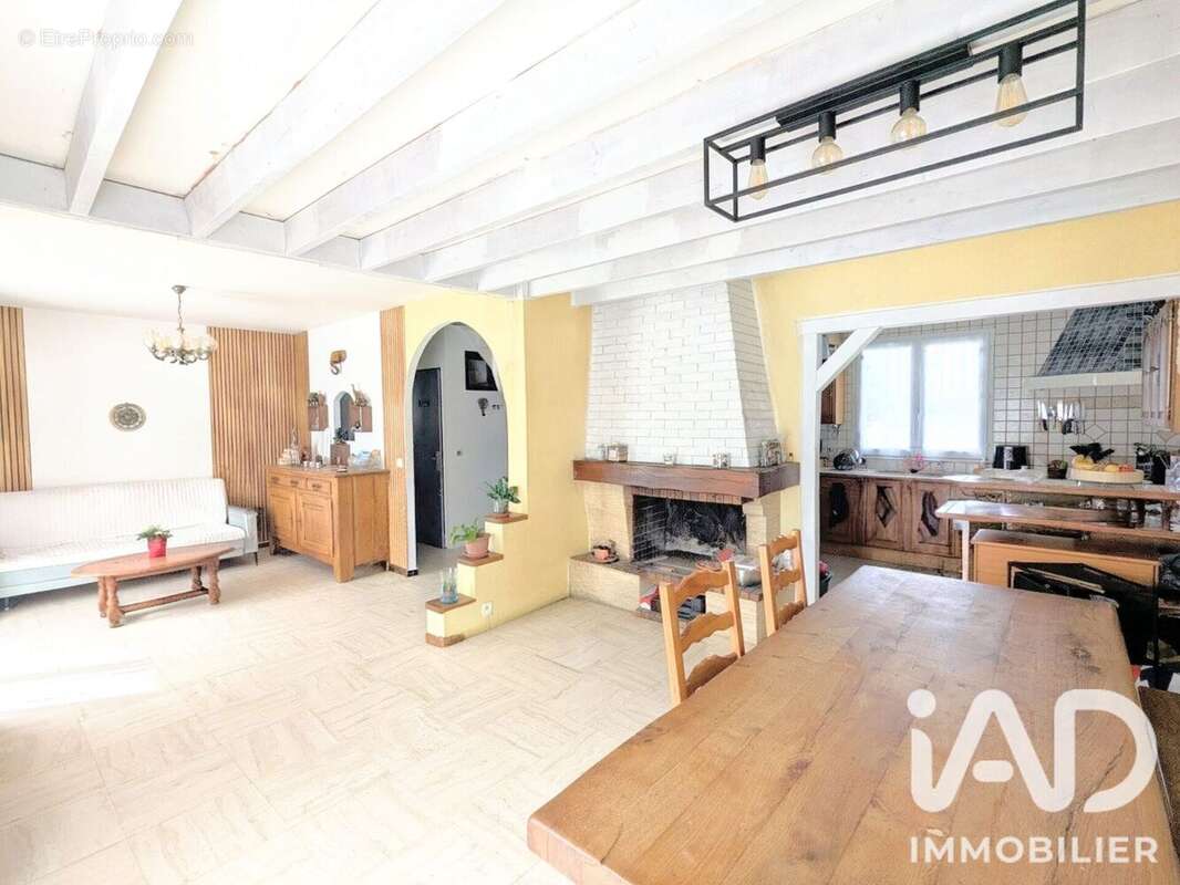Maison 101 m² à Soignolles-En-Brie  - photo 3