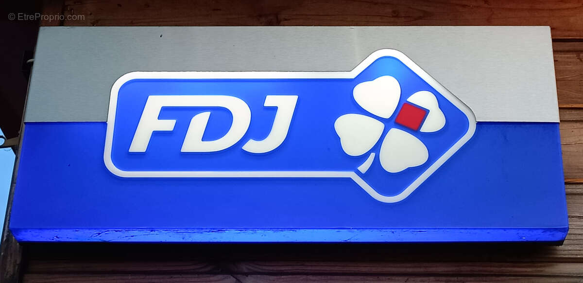 Fonds de commerce à vendre NEVERS (58) BAR TABAC FDJ CIVETTE CIGARES PREMIUM, forte notoriété, flux régulier - photo 5
