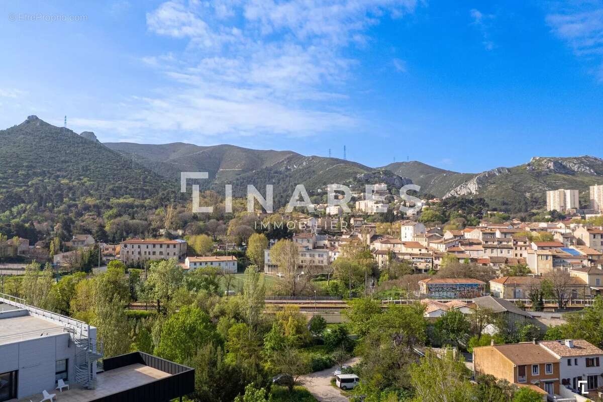 Appartement à MARSEILLE-11E