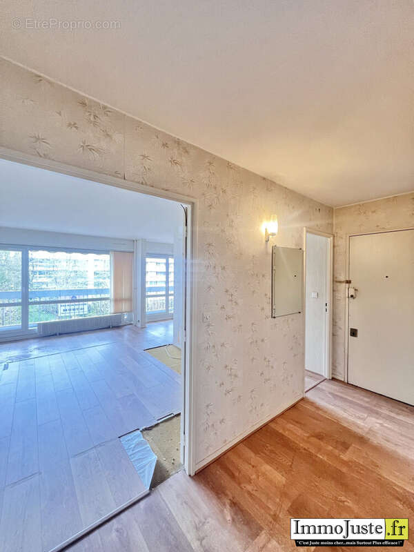 Appartement à ELANCOURT