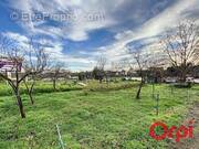 Terrain à SAINT-AMAND-MONTROND