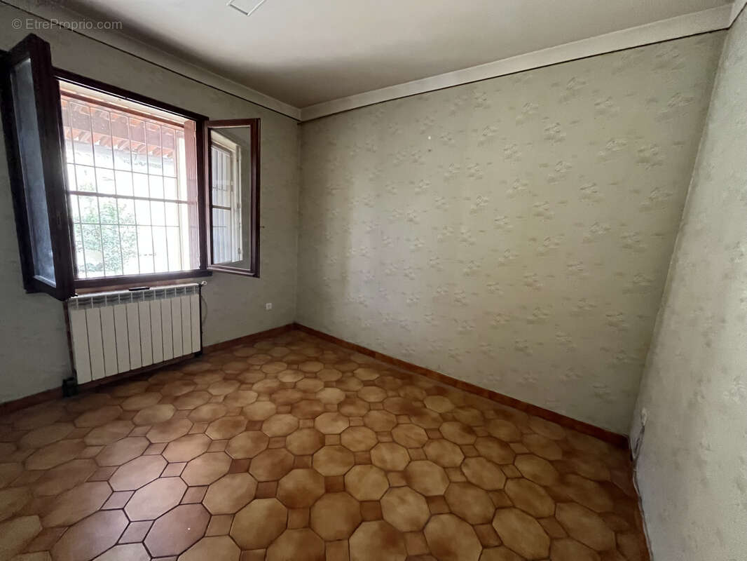 Maison à LEZIGNAN-CORBIERES