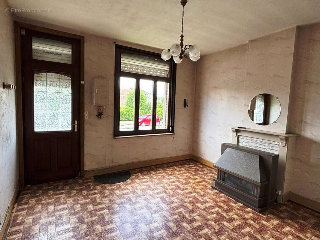 Maison à RECQUIGNIES