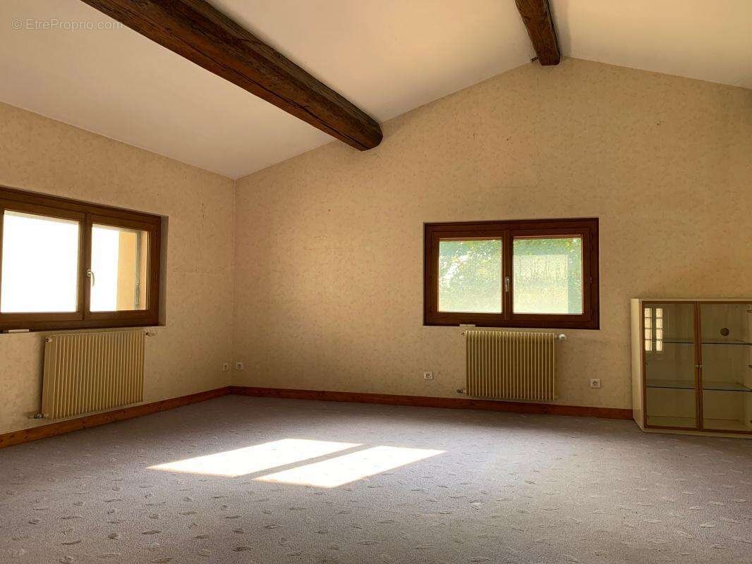 Maison à COLLONGES-AU-MONT-D&#039;OR