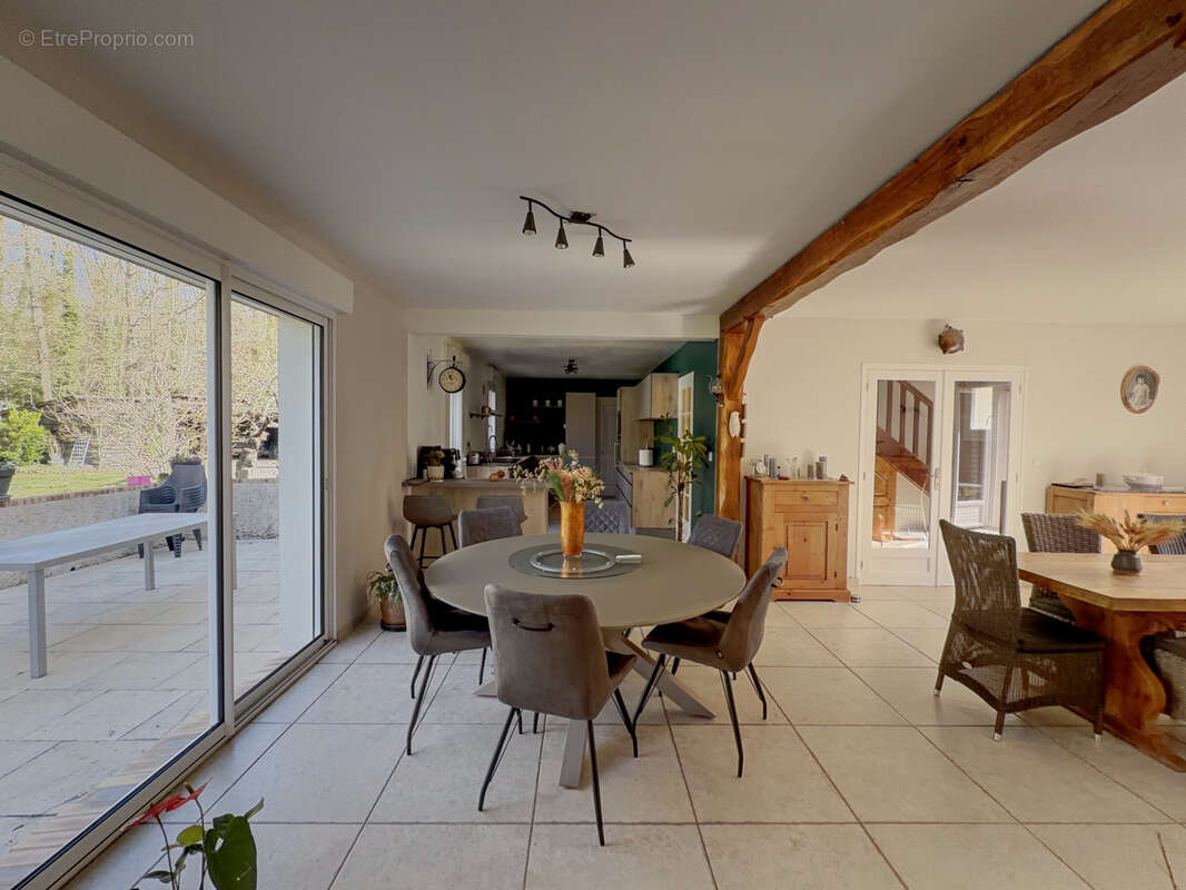 Maison à MILLY-LA-FORET