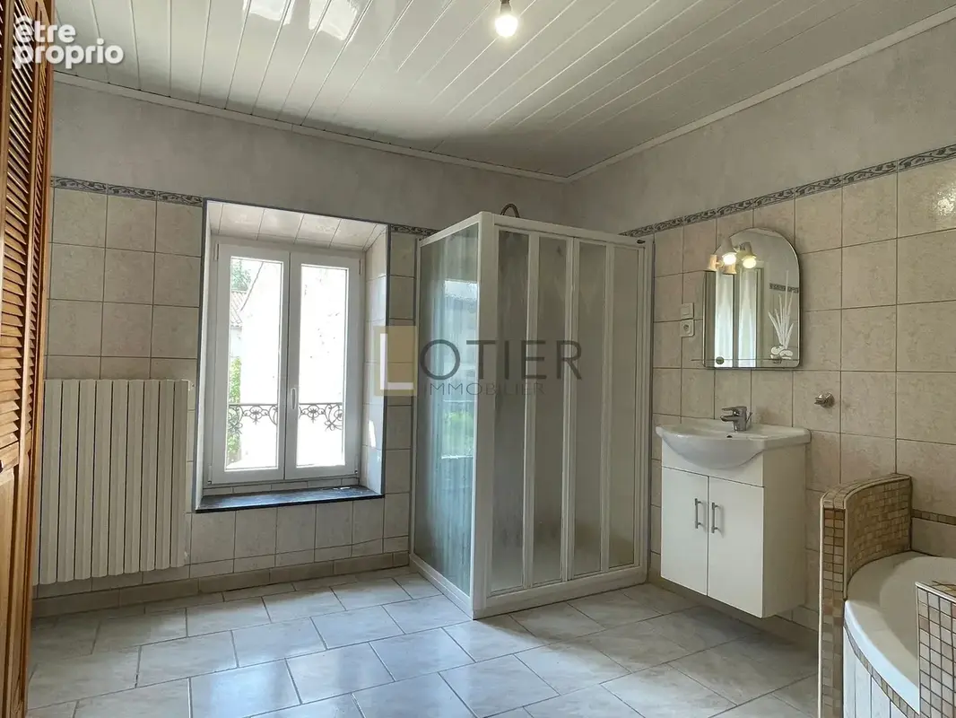 Maison familiale 136 m2 + 90 m2 de garages et dépendances   Un bien rare à Capendu - photo 10