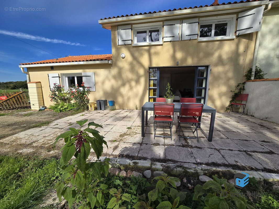 Maison à LA COPECHAGNIERE