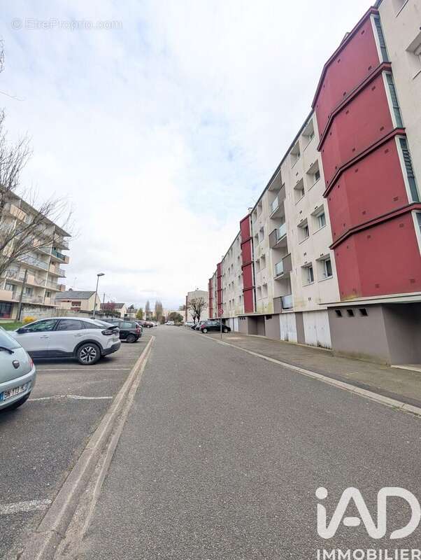 Photo 2 - Appartement à SAINT-JEAN-DE-LA-RUELLE