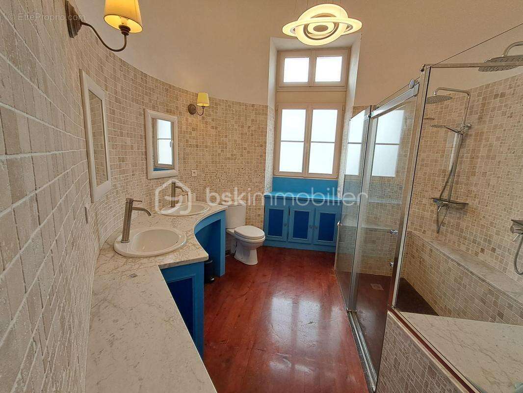 Maison à FONTENAY-LE-COMTE