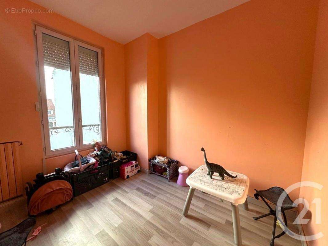 Maison à FONTENAY-SOUS-BOIS