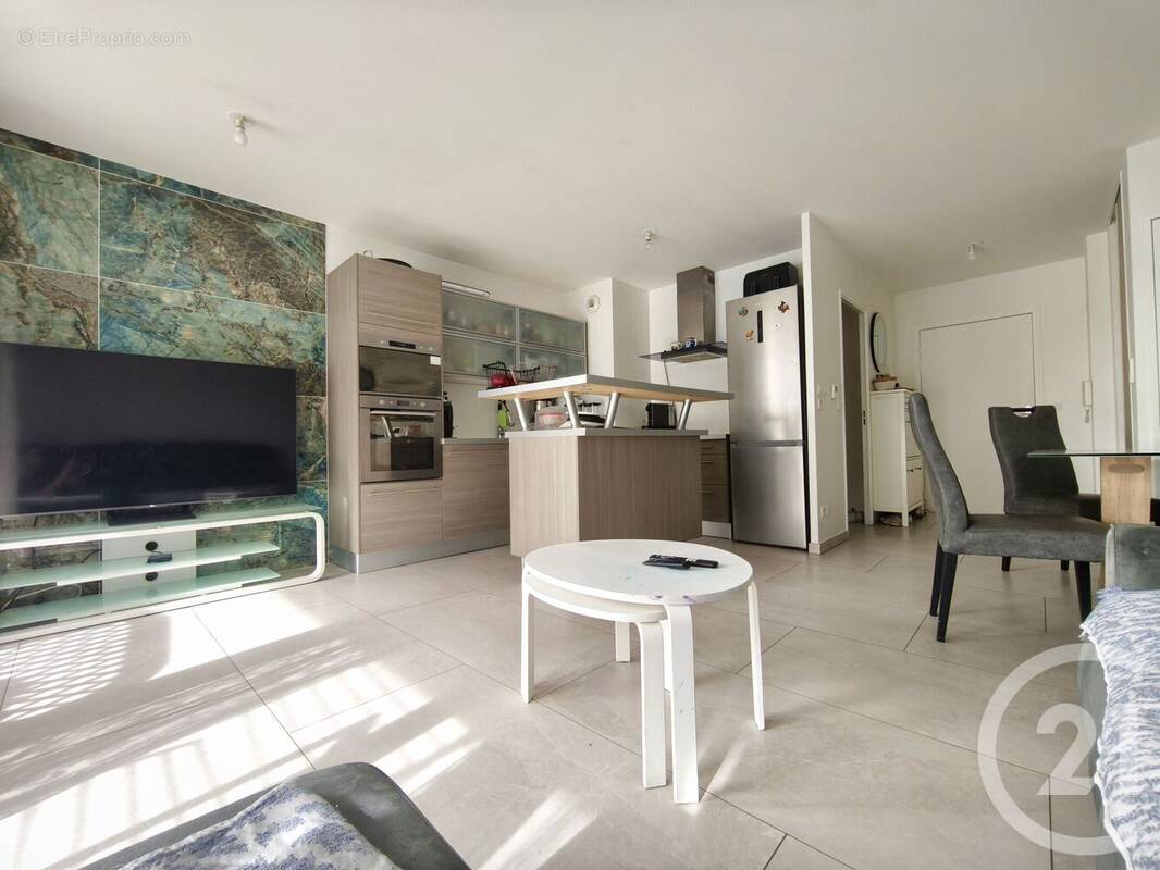 Appartement à SAINT-FONS