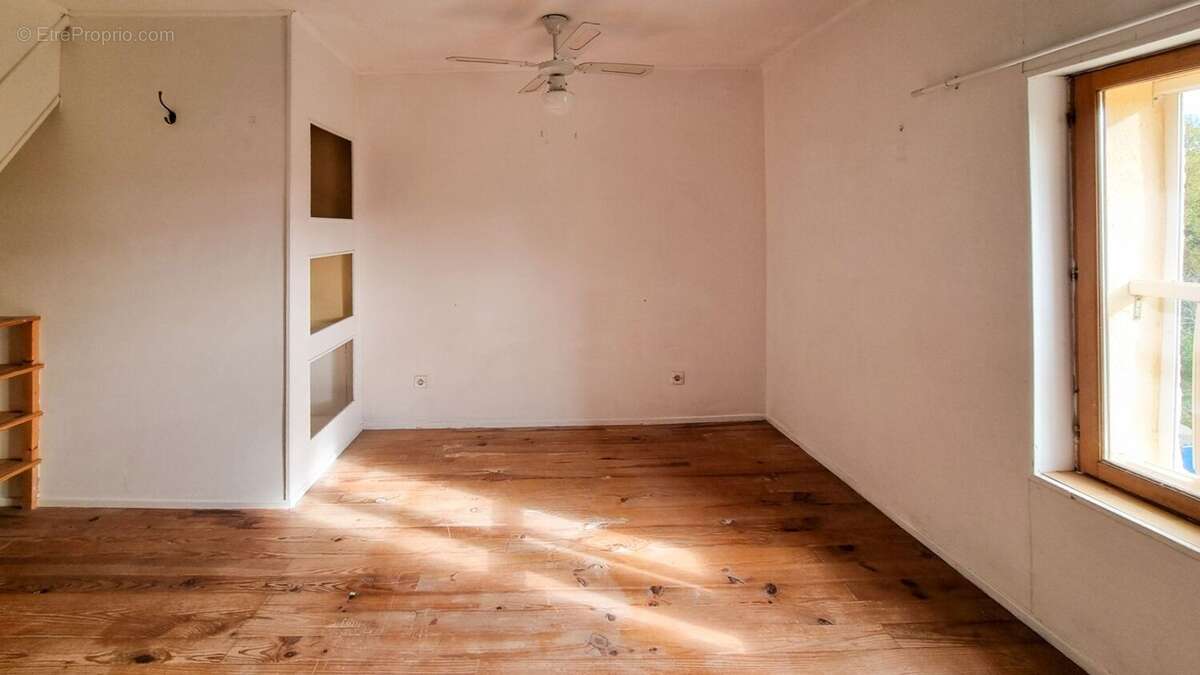 chambre - Maison à VILLARZEL-DU-RAZES