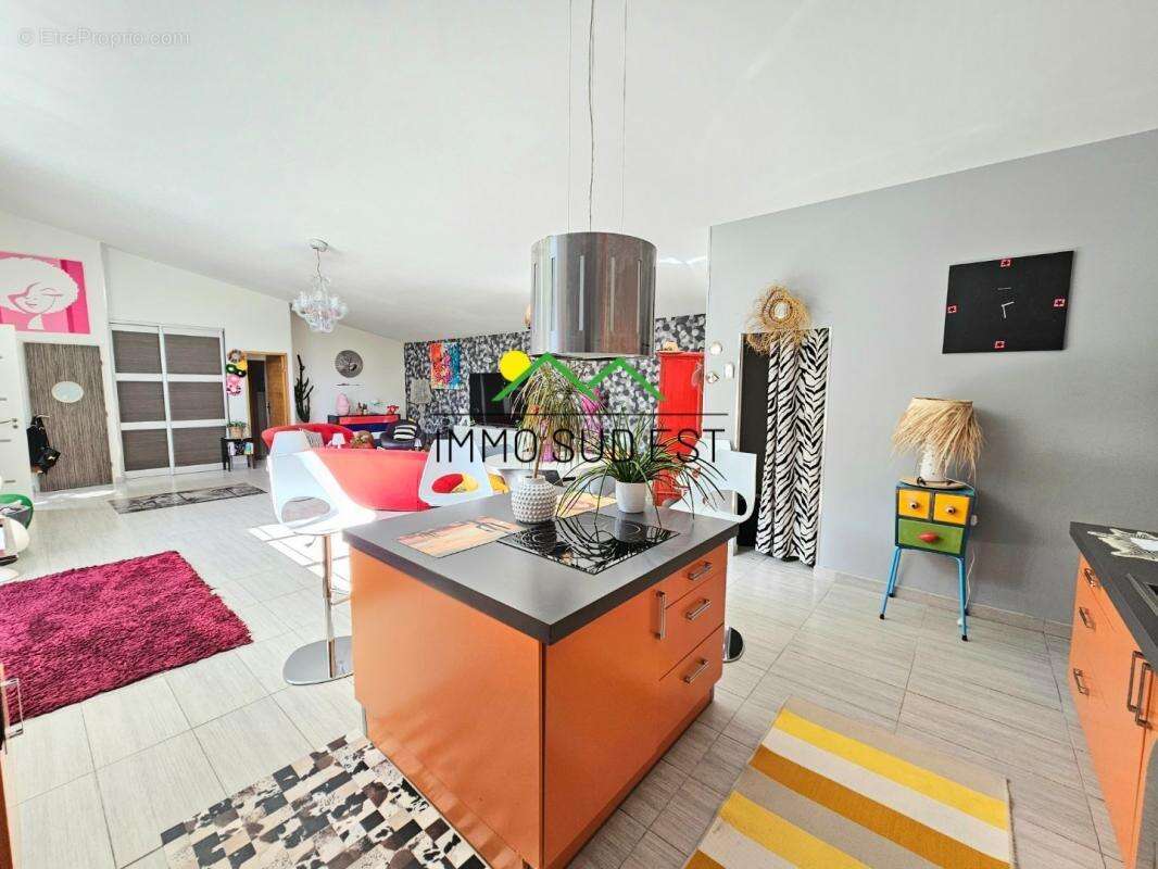 Maison à SAINT-PERAY