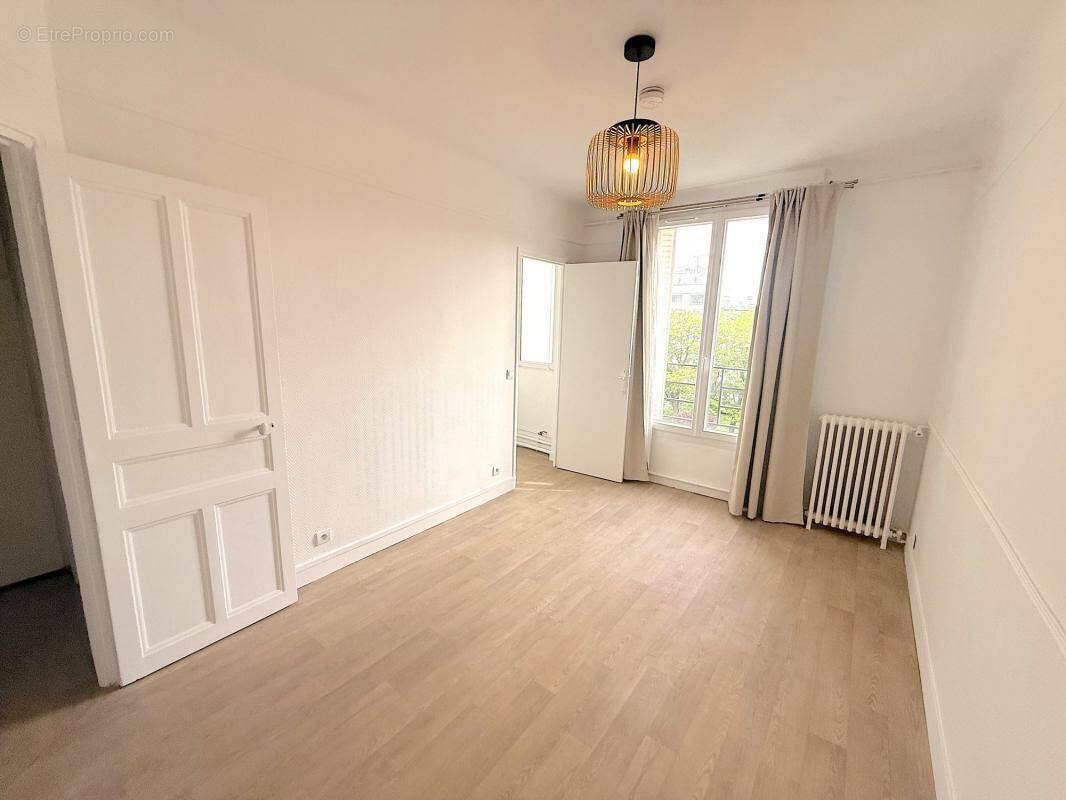 Appartement à SAINT-MAUR-DES-FOSSES