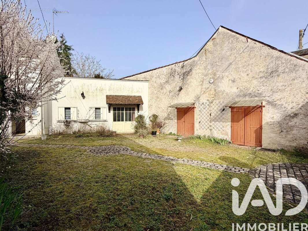 Photo 3 - Maison à CLERY-SAINT-ANDRE