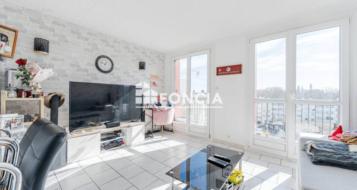Appartement à JOUE-LES-TOURS