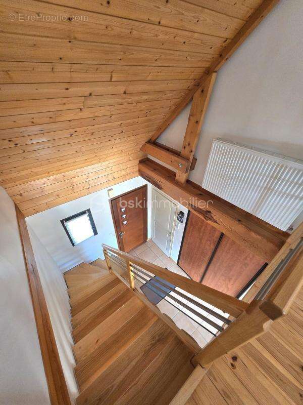Maison à LA BAZOUGE-DES-ALLEUX