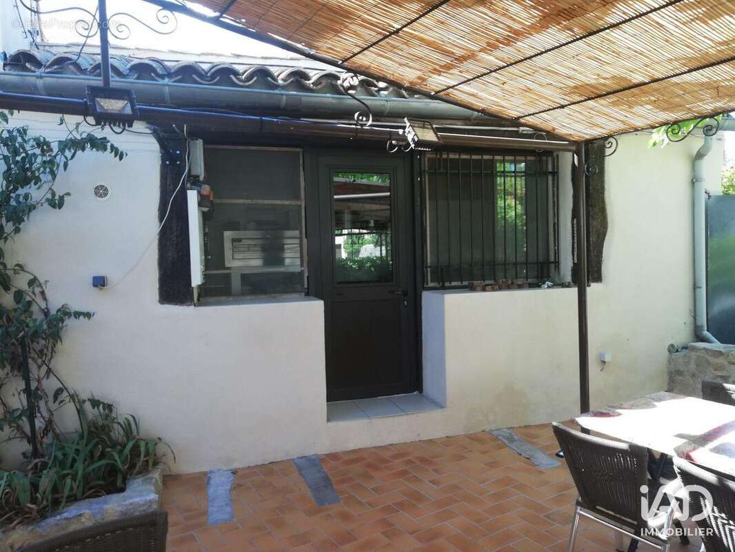 Photo 5 - Commerce à SAINT-REMEZE