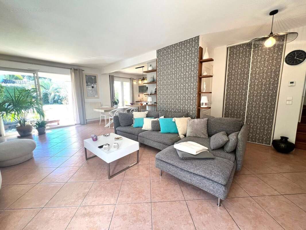 Maison à CAGNES-SUR-MER