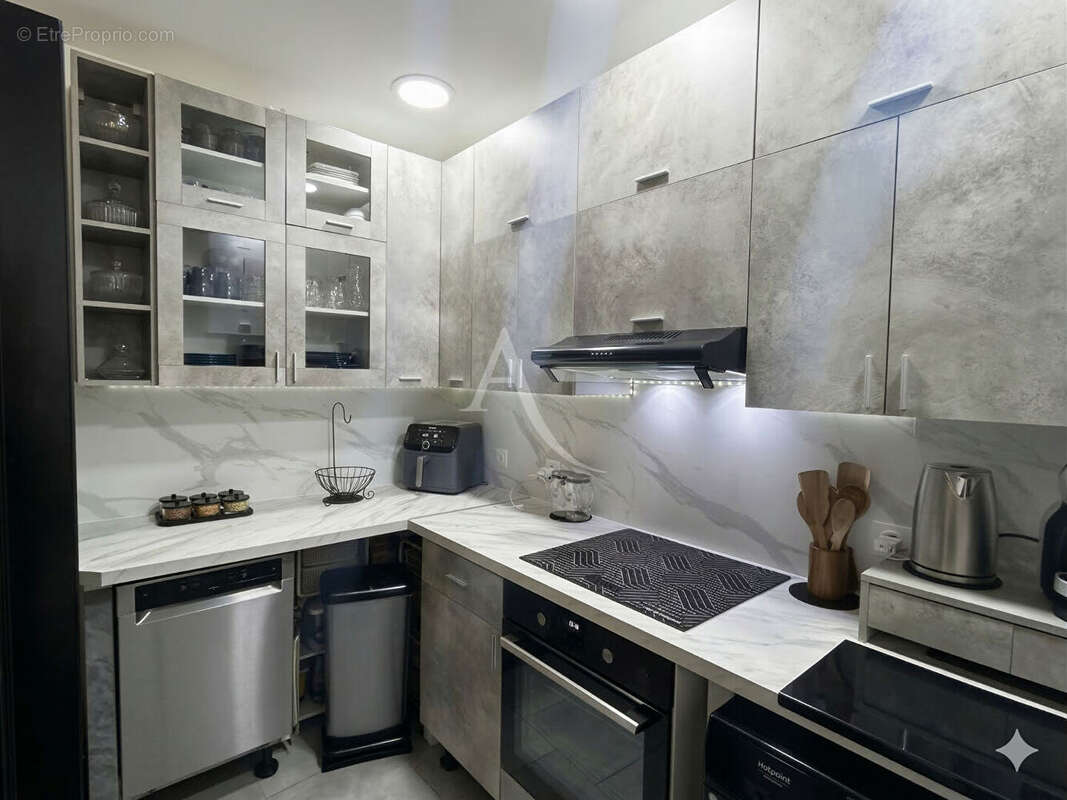 Appartement à PARIS-19E