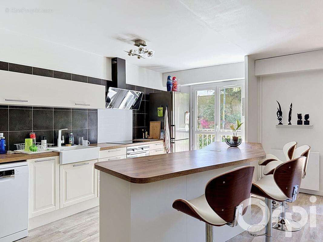 Appartement à LES ULIS