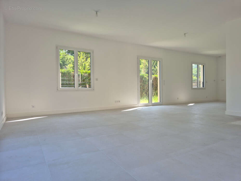 Maison à MONTFORT-L&#039;AMAURY