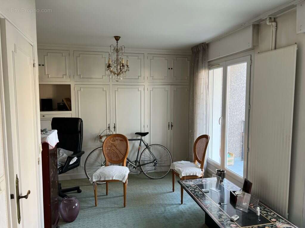 Appartement à VANVES